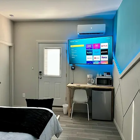 Eagle Stay Dainty Studio Eagle Pass Extérieur photo